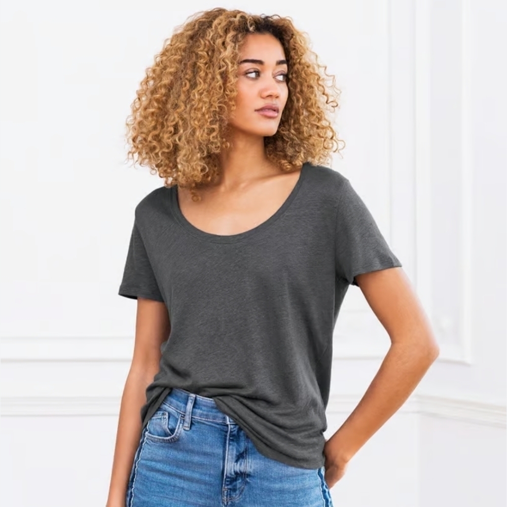 Wilfred Round Gray Oversized Short Sleeve T-Shirt - Size Small Good Condition